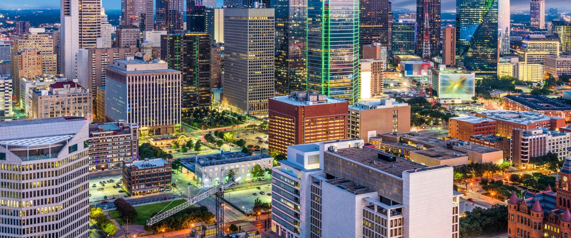 Exploring the Vibrant Shopping Districts of Dallas